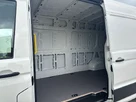 2025-volkswagen-crafter-small-10