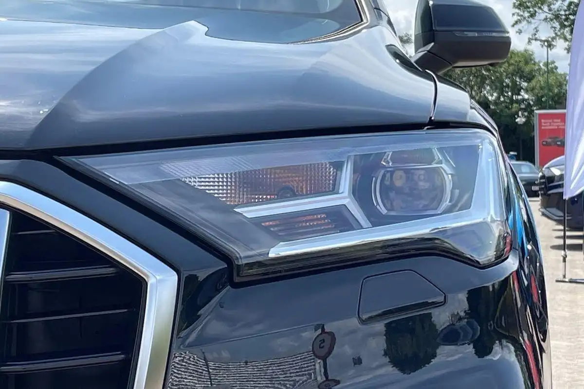 2023-audi-q7-30-45-tdi-s-line-big-50
