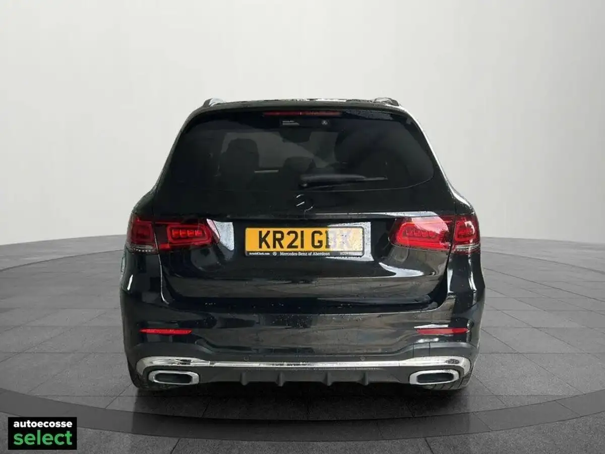 2021-mercedes-benz-glc-class-20d-glc300d-amg-line-premium-plus-245ps-station-wagon-5d-big-11
