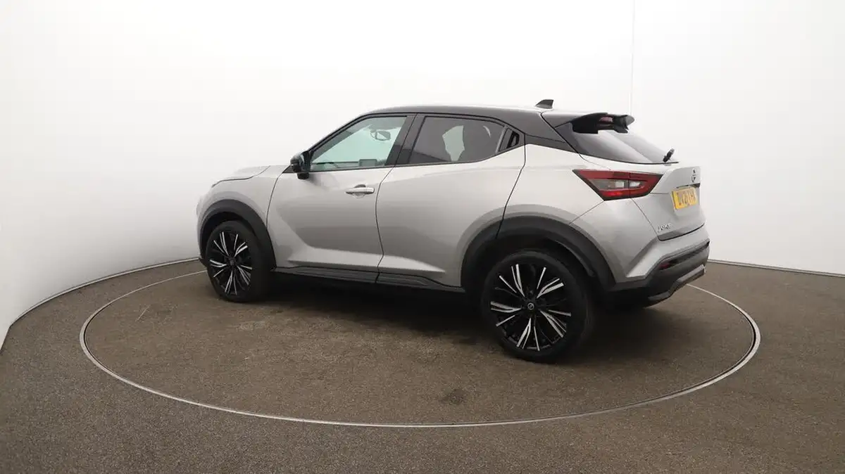 2021-nissan-juke-10-dig-t-tekna-big-35