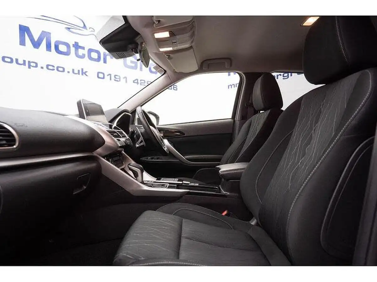 2018-mitsubishi-eclipse-cross-15-3-4wd-auto-big-25
