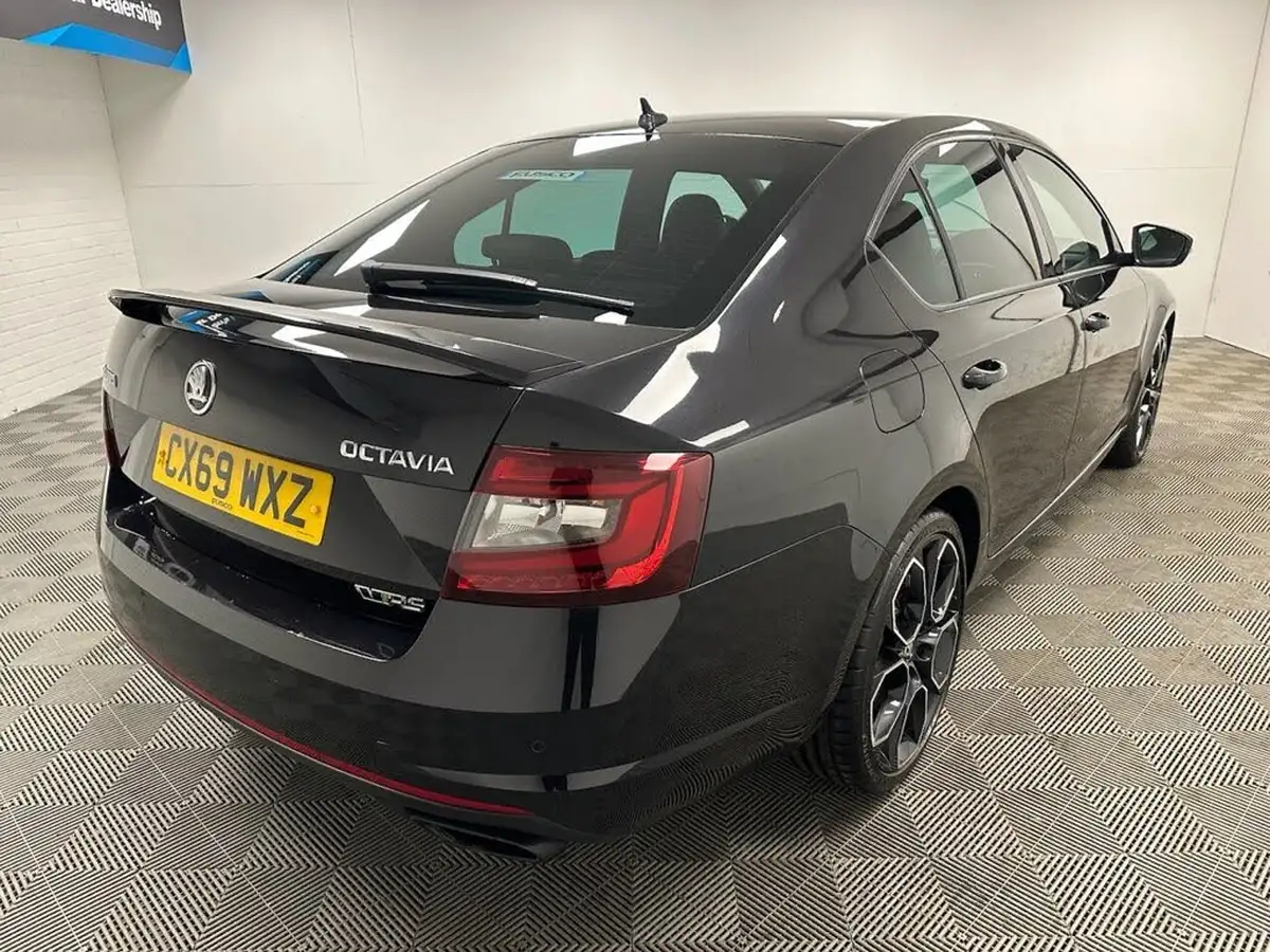 2019-skoda-octavia-20-tsi-vrs-challenge-hatchback-dsg-big-6