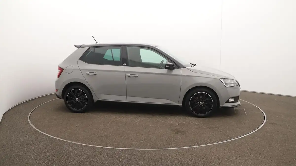 2021-skoda-fabia-10-tsi-monte-carlo-95ps-hatchback-dsg-big-45