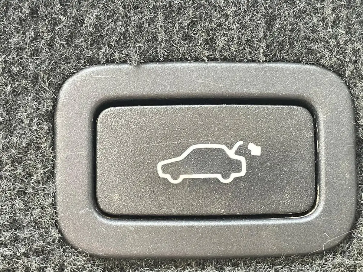 2015-volvo-xc60-24td-d5-se-lux-215bhp-geartronic-big-18