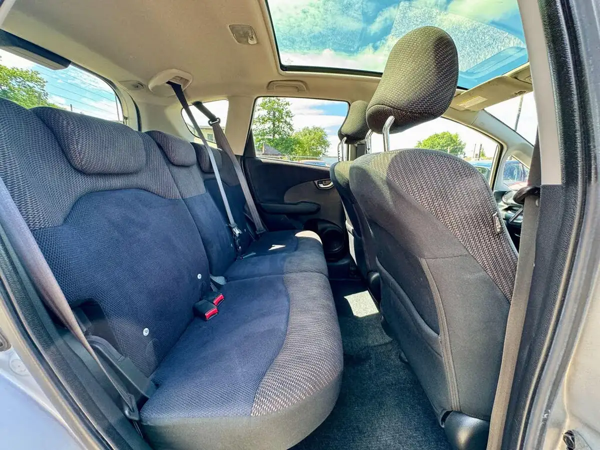 2014-honda-jazz-14-ex-big-31