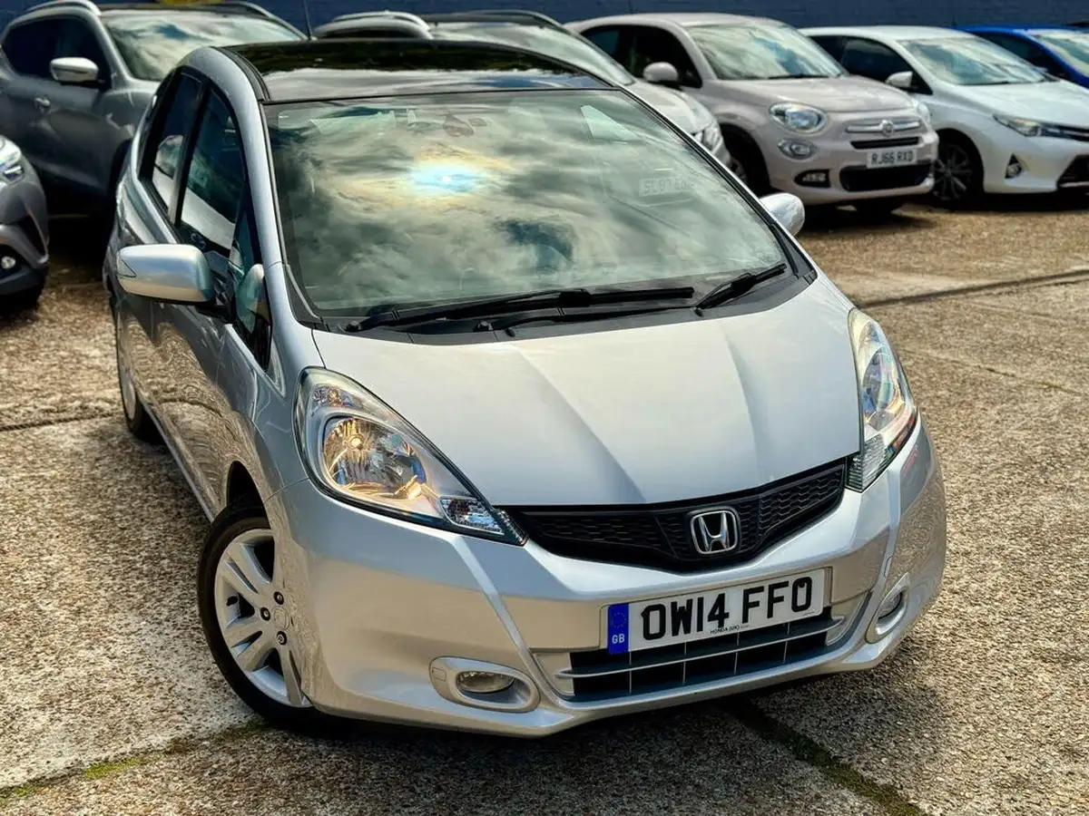 2014-honda-jazz-14-ex-big-7