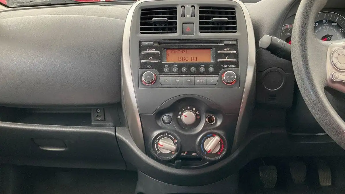 2014-nissan-micra-12-visia-80ps-big-4