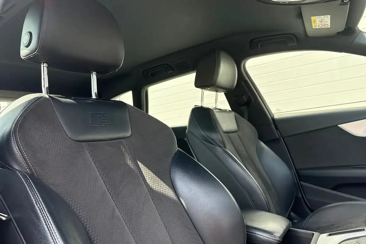 2019-audi-a4-avant-20-35-tfsi-s-line-big-23