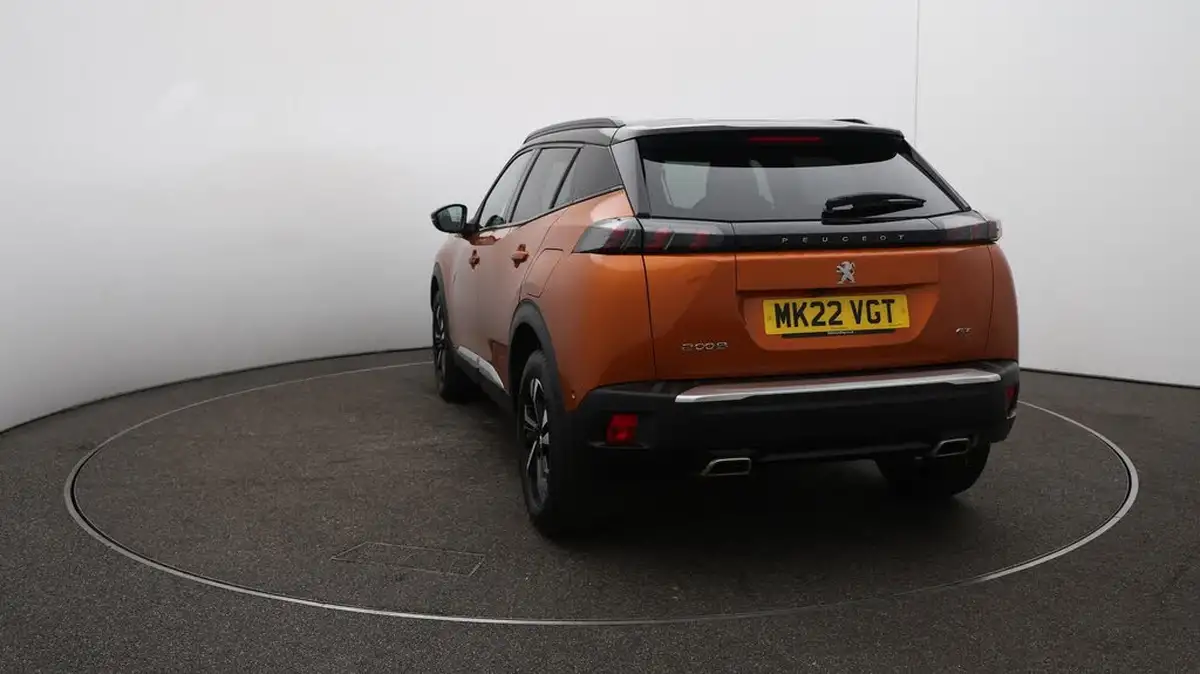 2022-peugeot-2008-suv-12-puretech-gt-big-63