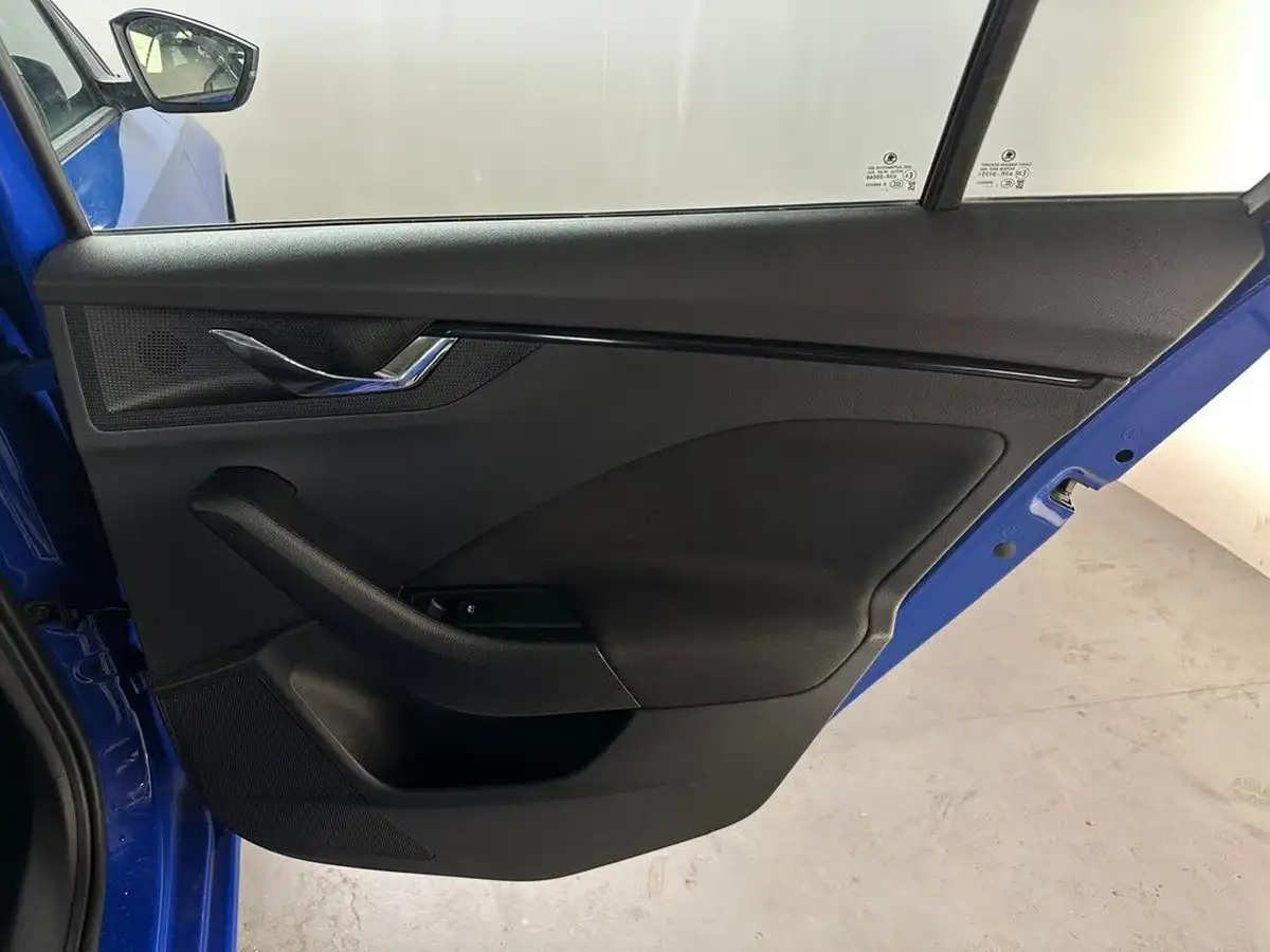 2022-skoda-scala-10-tsi-se-109ps-big-28
