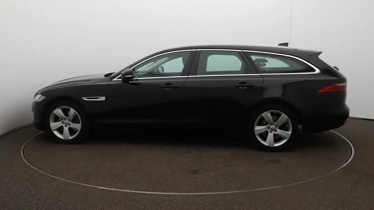 2018-jaguar-xf-20i-portfolio-249ps-sportbrake-5d-1997cc-big-52