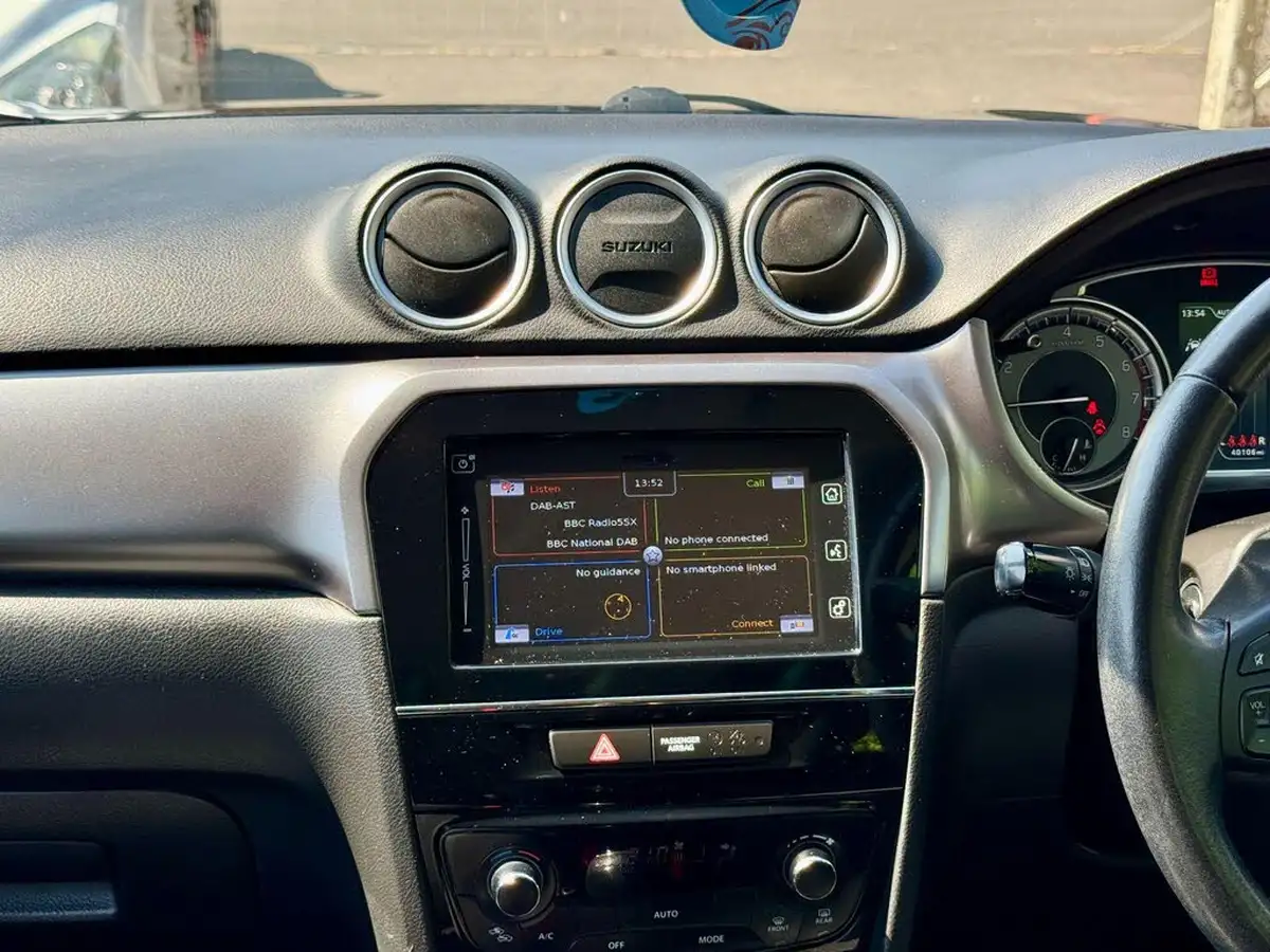 2019-suzuki-vitara-10-boosterjet-sz-t-allgrip-big-43