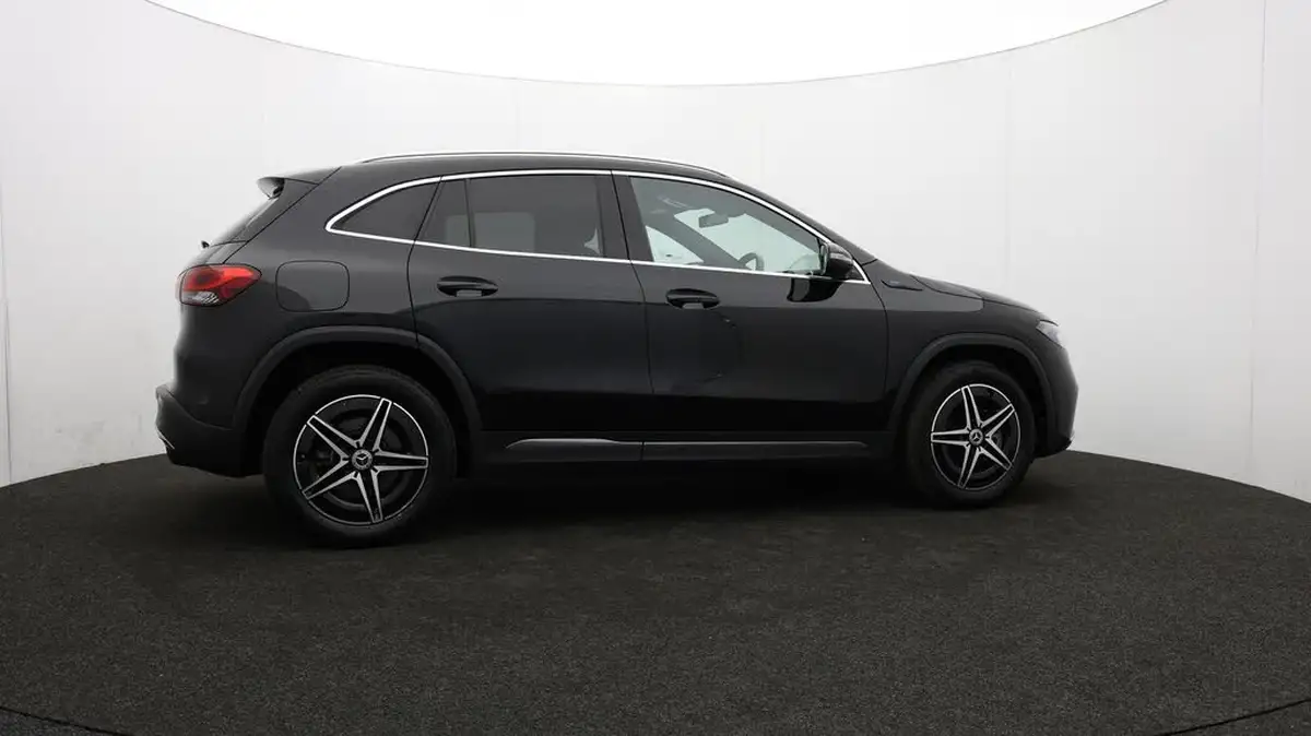 2022-mercedes-benz-eqa-e-eqa-250-amg-line-big-40