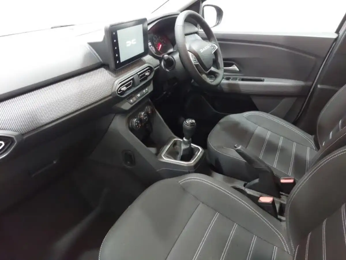 2023-dacia-sandero-10-tce-expression-90bhp-big-4