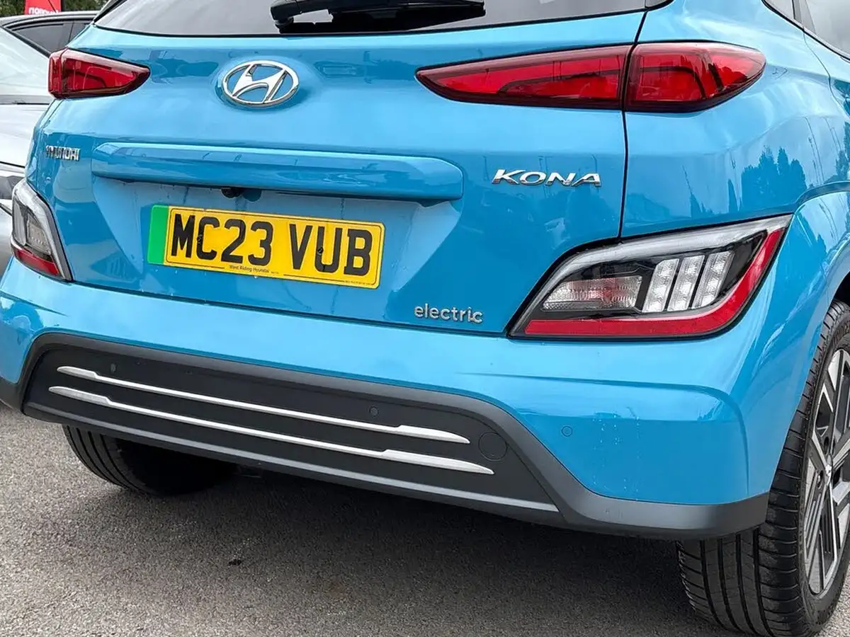 2023-hyundai-kona-e-premium-136ps-39kwh-big-19