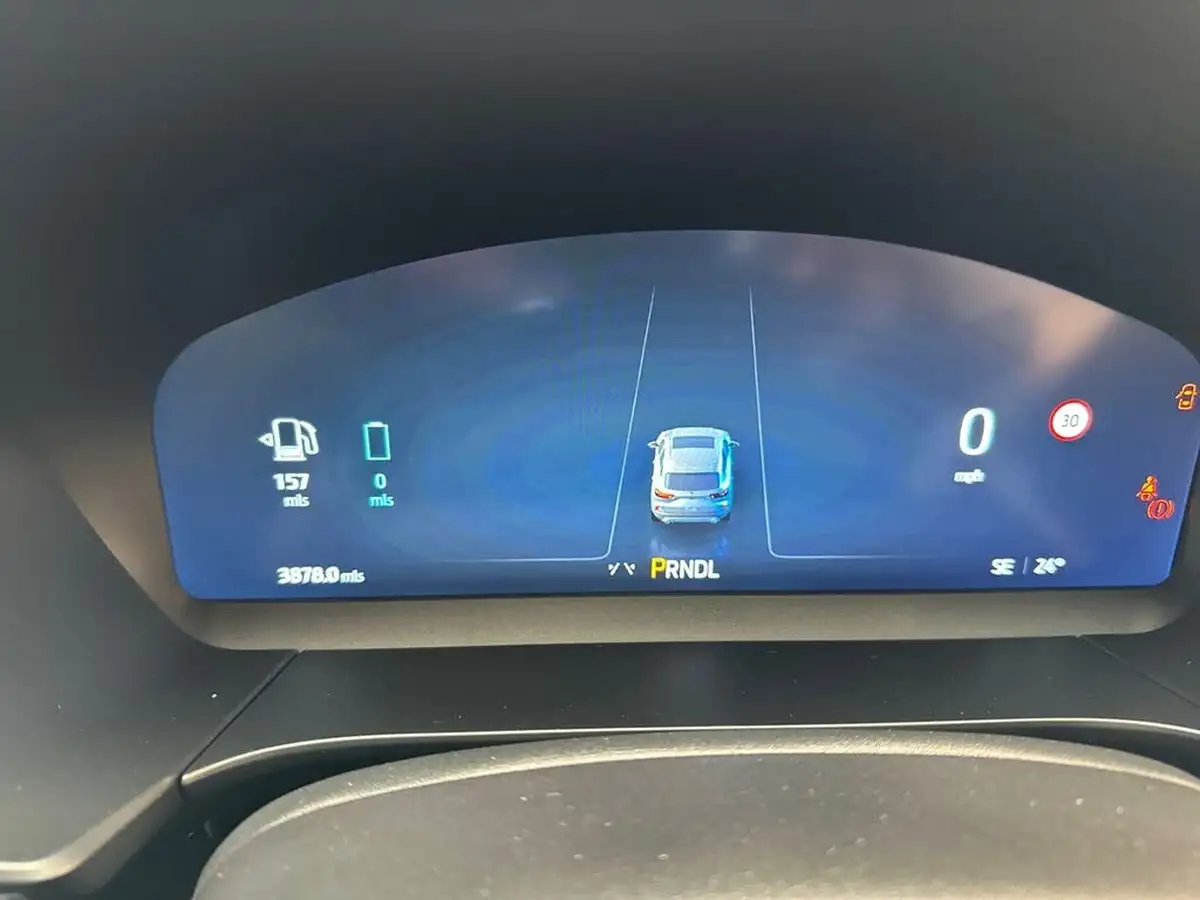 2024-ford-kuga-big-17