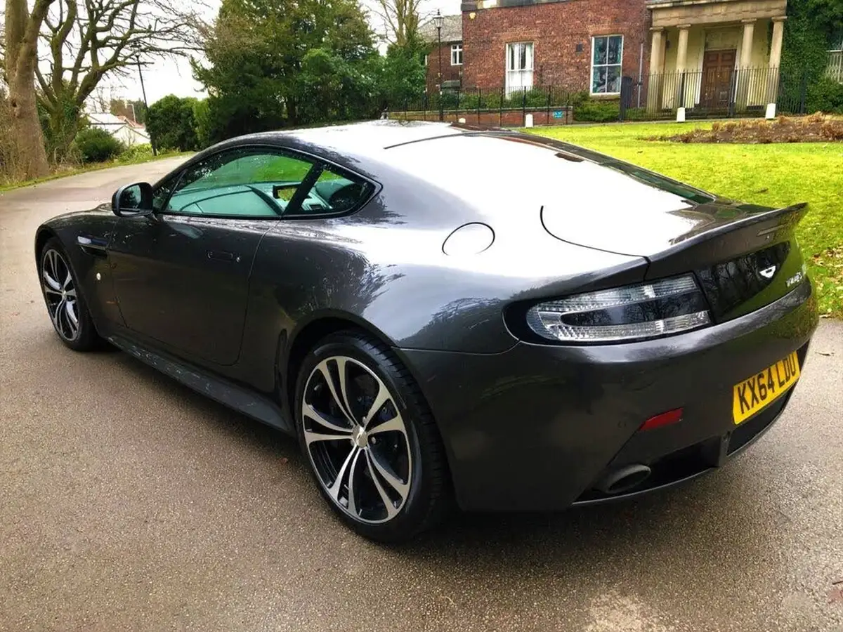 2014-aston-martin-vantage-big-2