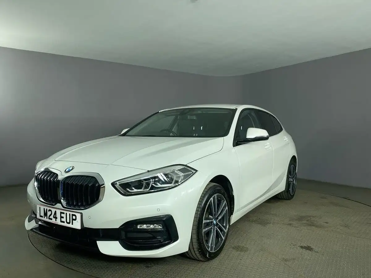 2024-bmw-1-series-15-118i-sport-dct-big-3
