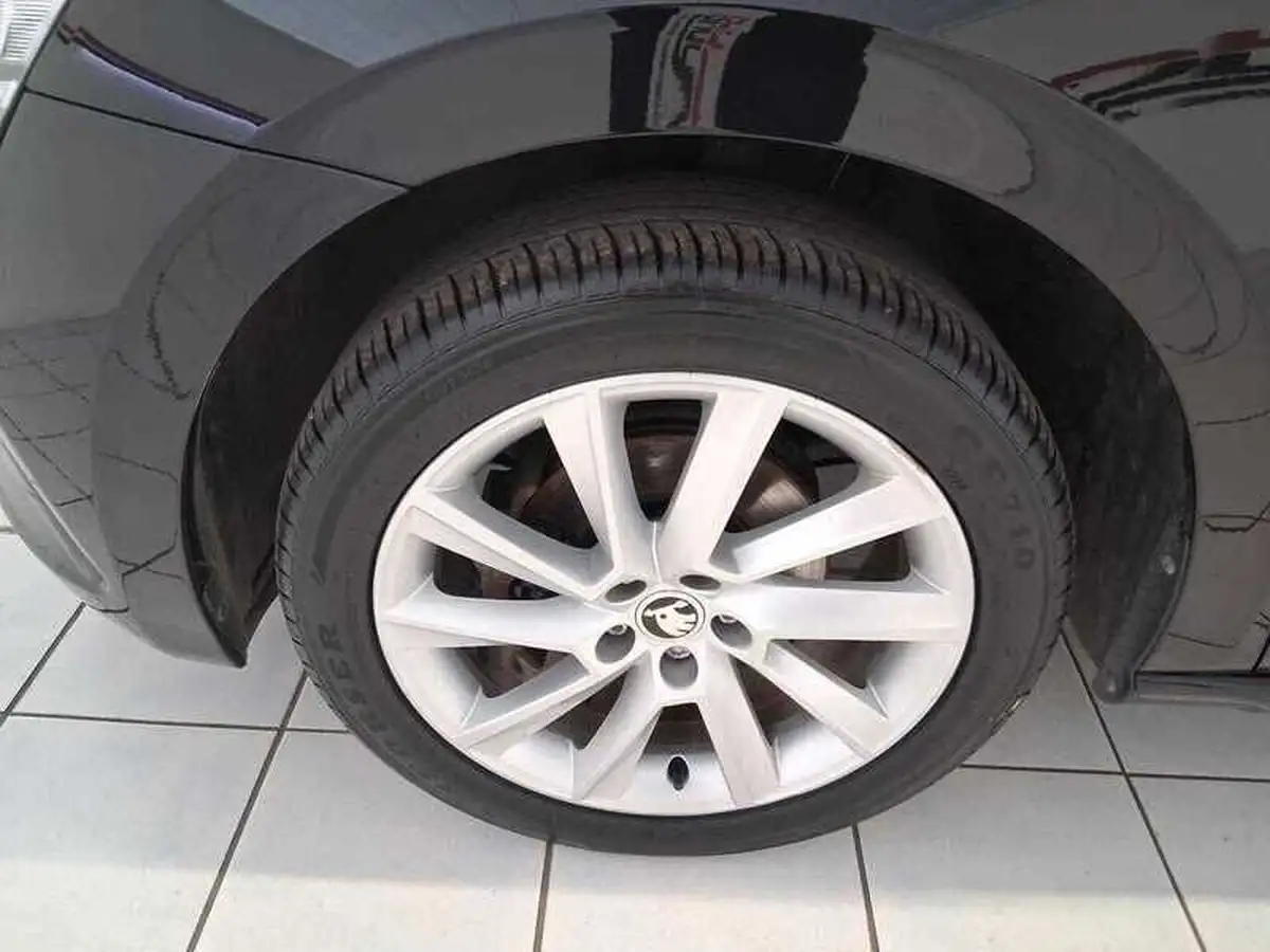 2021-skoda-scala-10-tsi-se-l-109ps-dsg-big-6