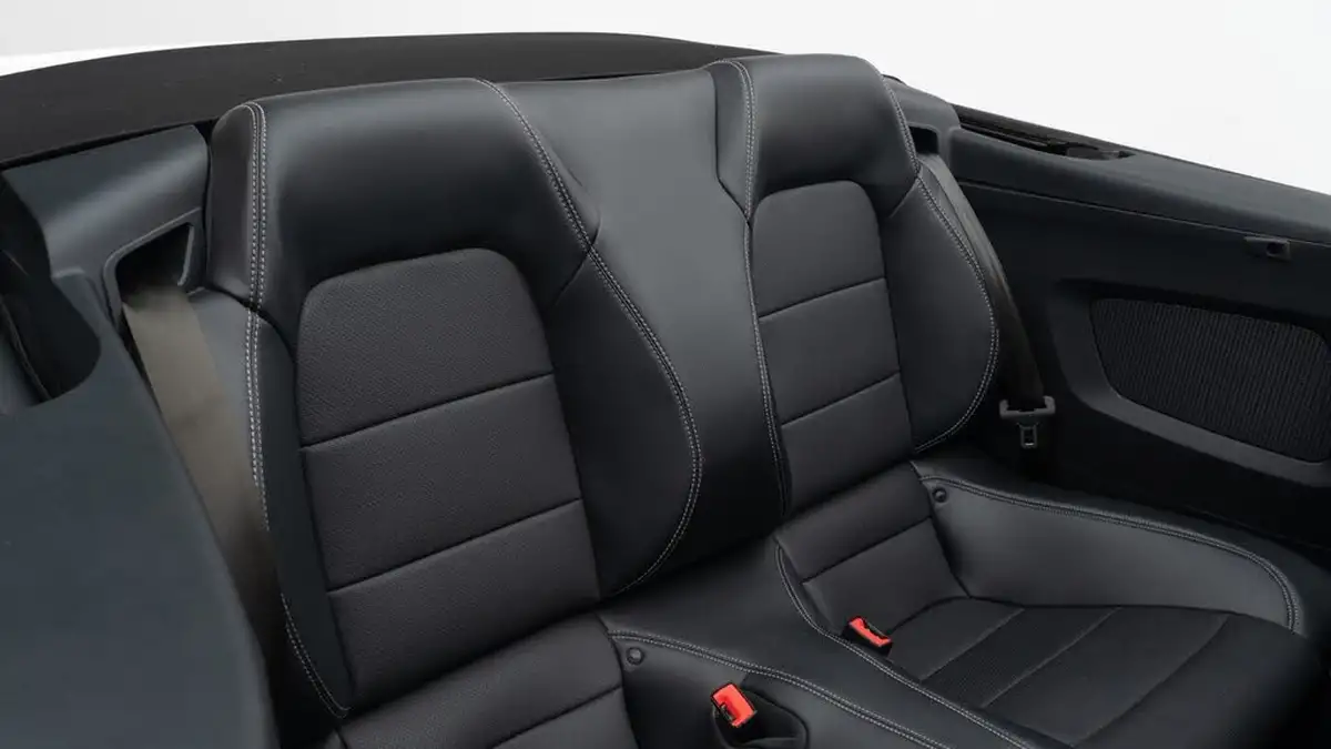 2019-ford-mustang-50-v8-gt-450ps-convertible-big-13