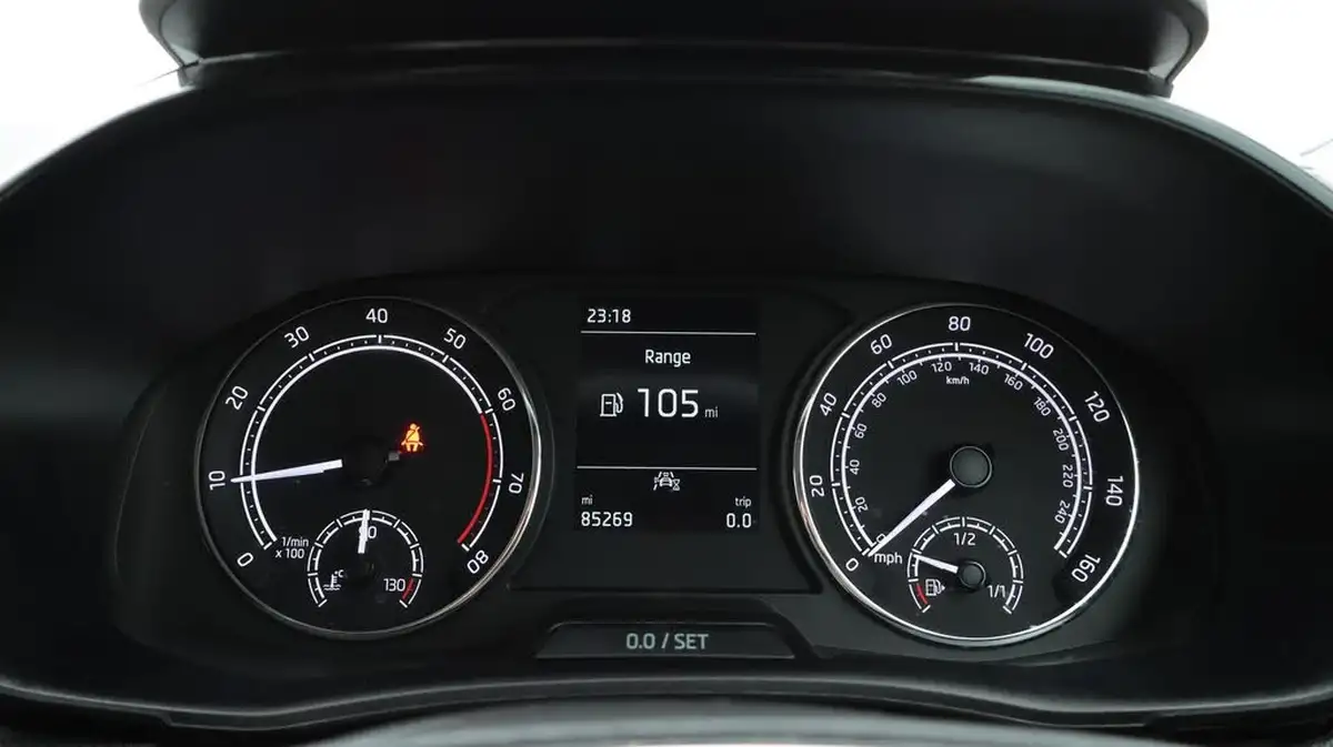 2022-skoda-fabia-10-mpi-se-comfort-big-10