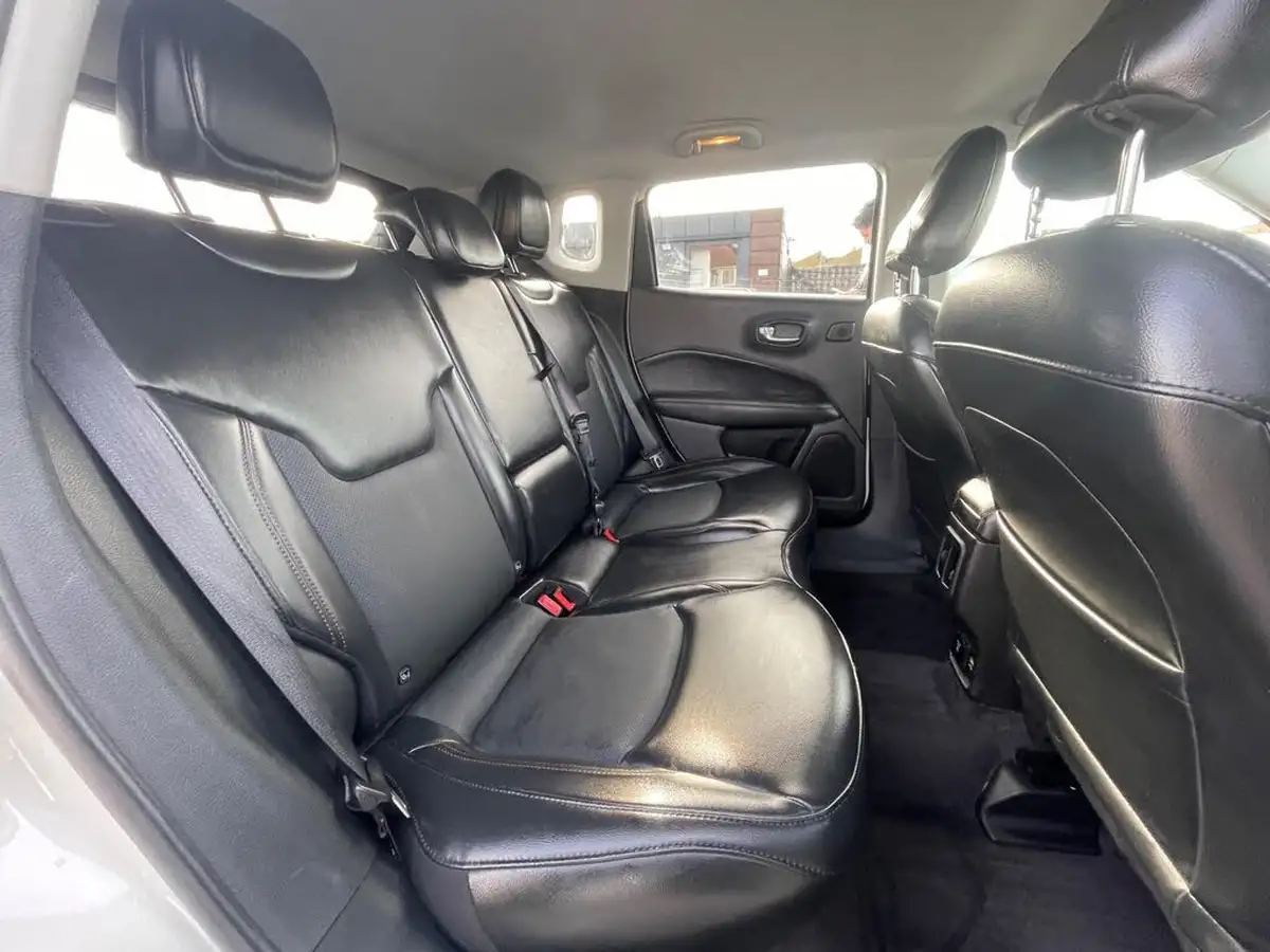 2019-jeep-compass-20multijet-ii-limited-168bhp-auto-big-36