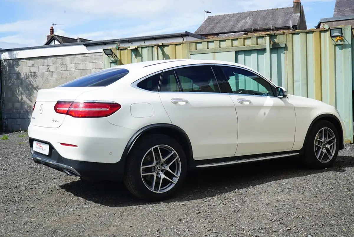 2017-mercedes-benz-glc-class-30-d-glc350d-amg-line-premium-plusss-coupe-4d-big-19