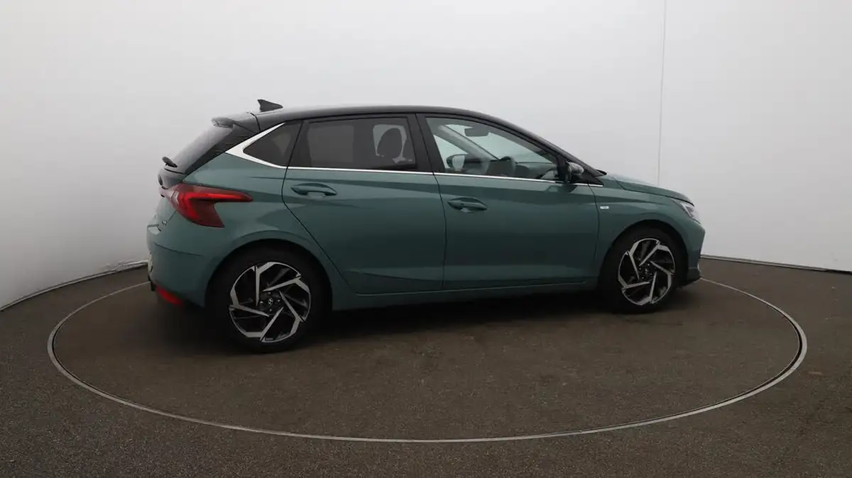 2022-hyundai-i20-10-t-gdi-ultimate-dct-big-42