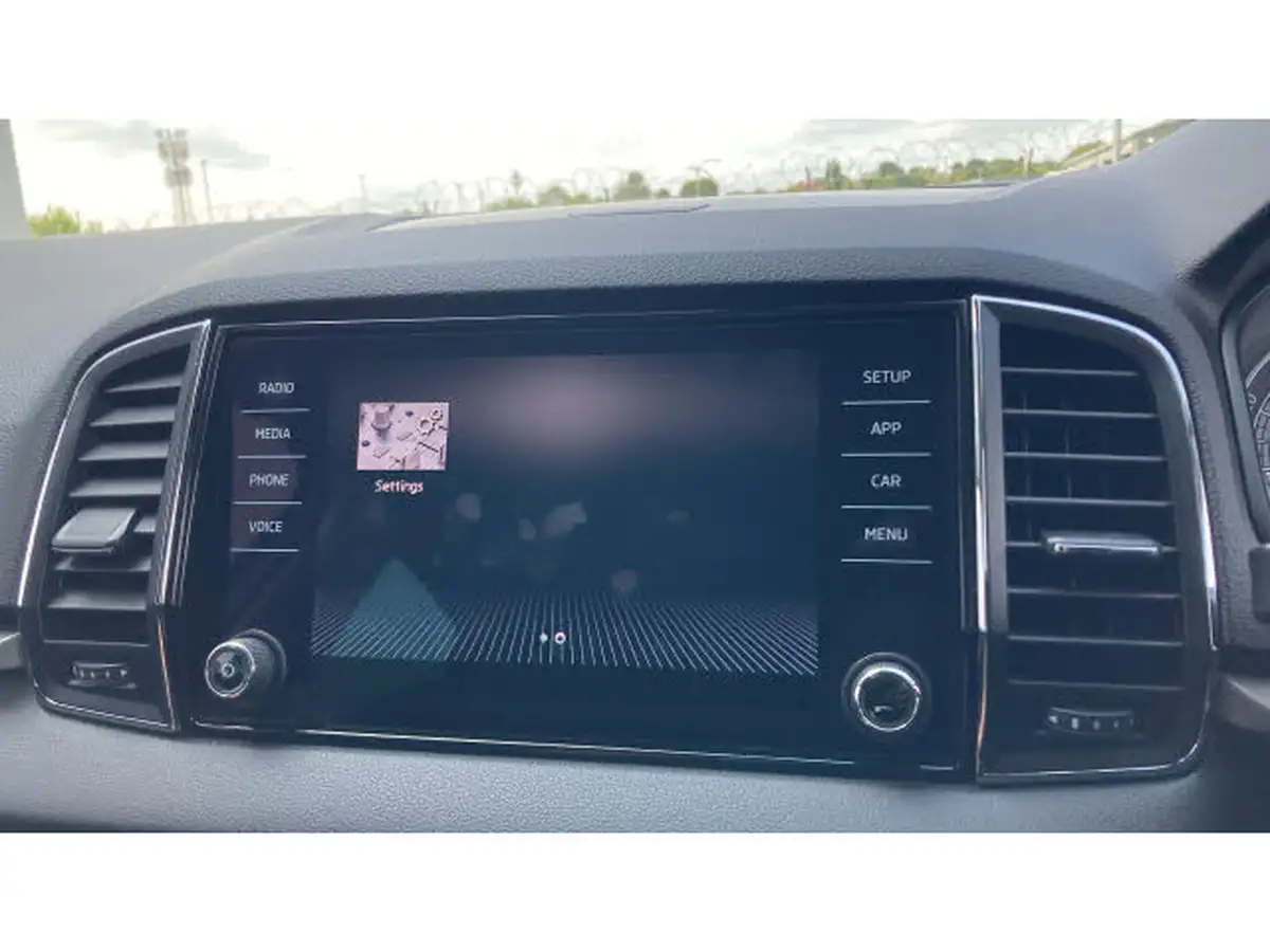 2019-skoda-karoq-15-tsi-se-big-24