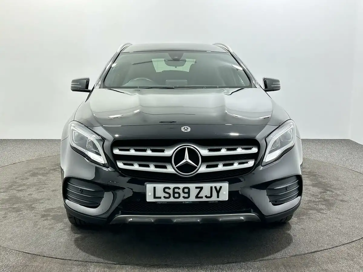 2019-mercedes-benz-gla-class-16-gla-200-amg-line-edition-7g-dct-big-1