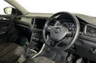 2019-volkswagen-t-roc-10-tsi-design-small-6
