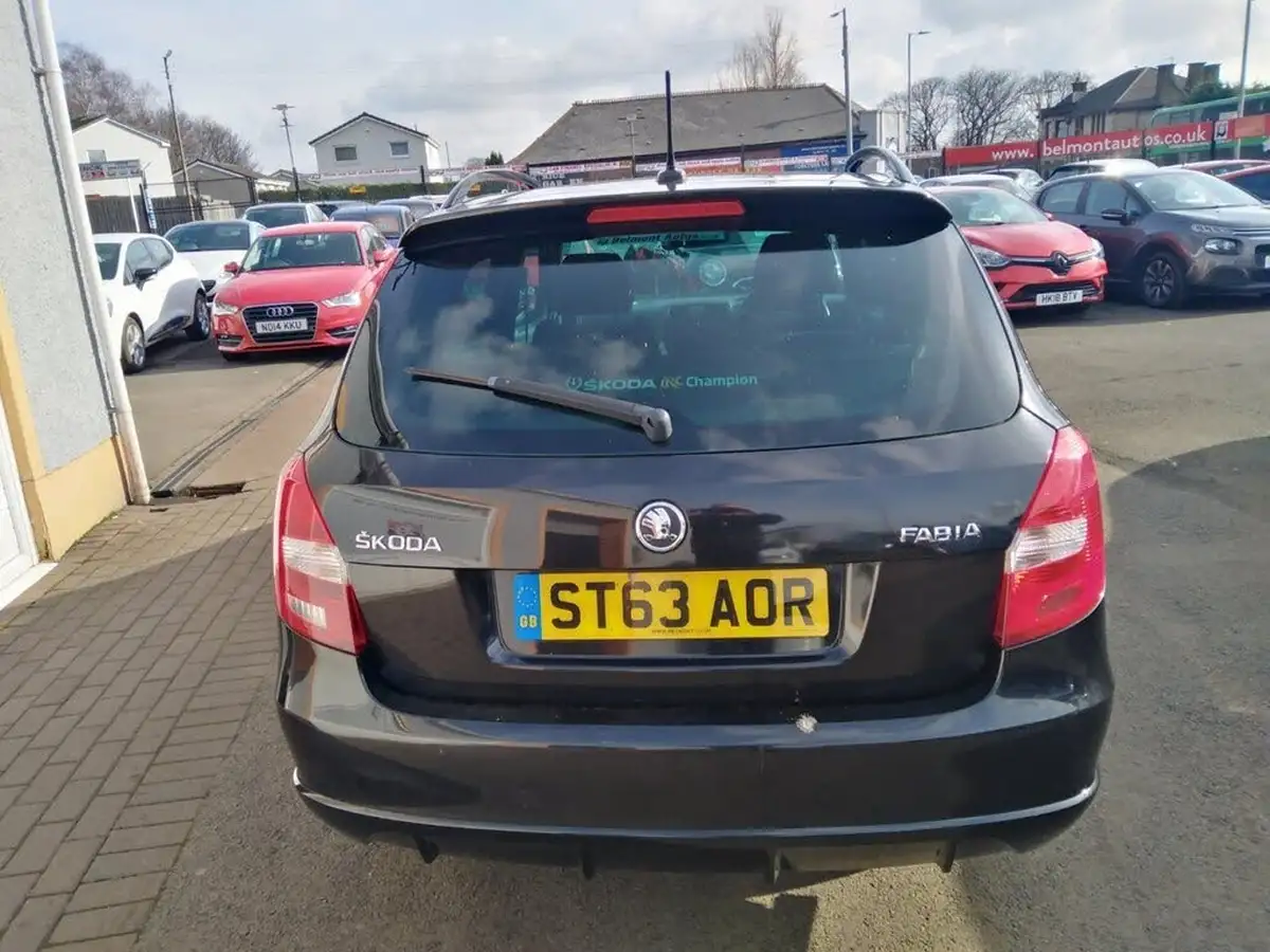2013-skoda-fabia-big-3