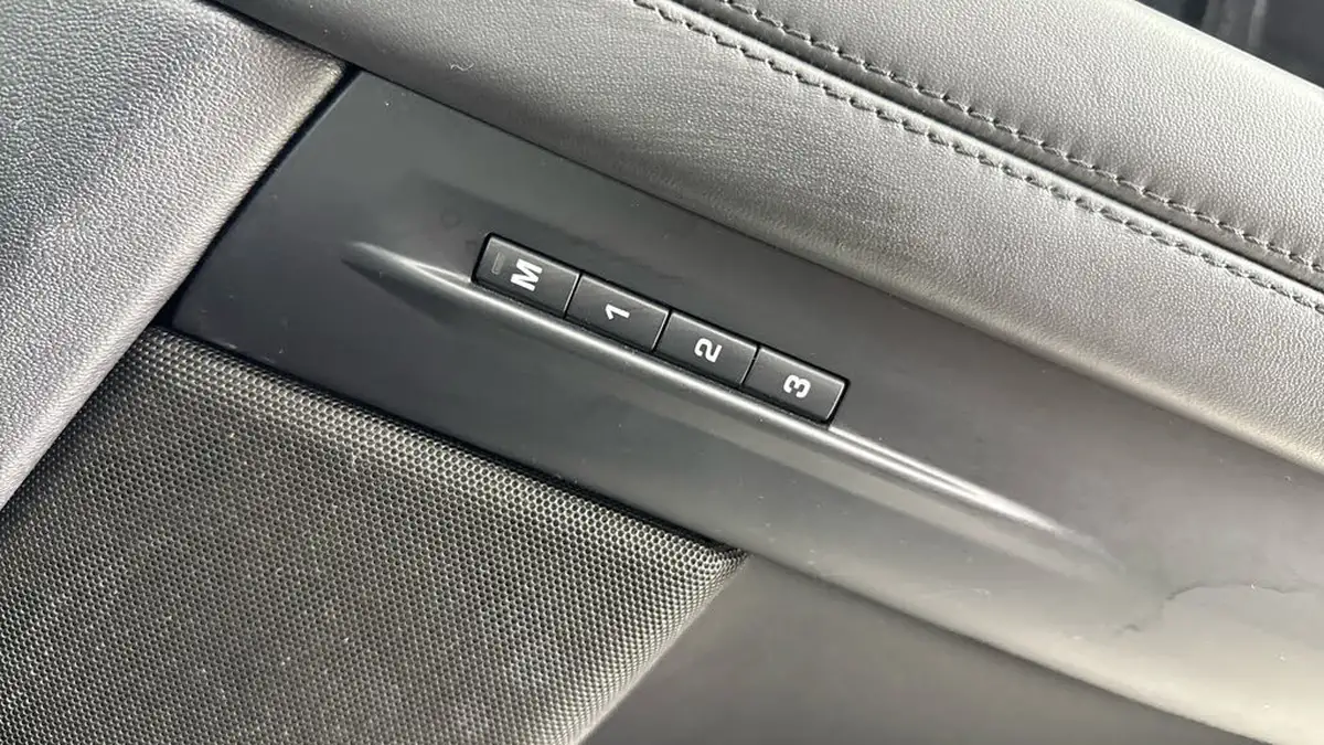 2019-land-rover-range-rover-evoque-20-d180-r-dynamic-hse-big-25