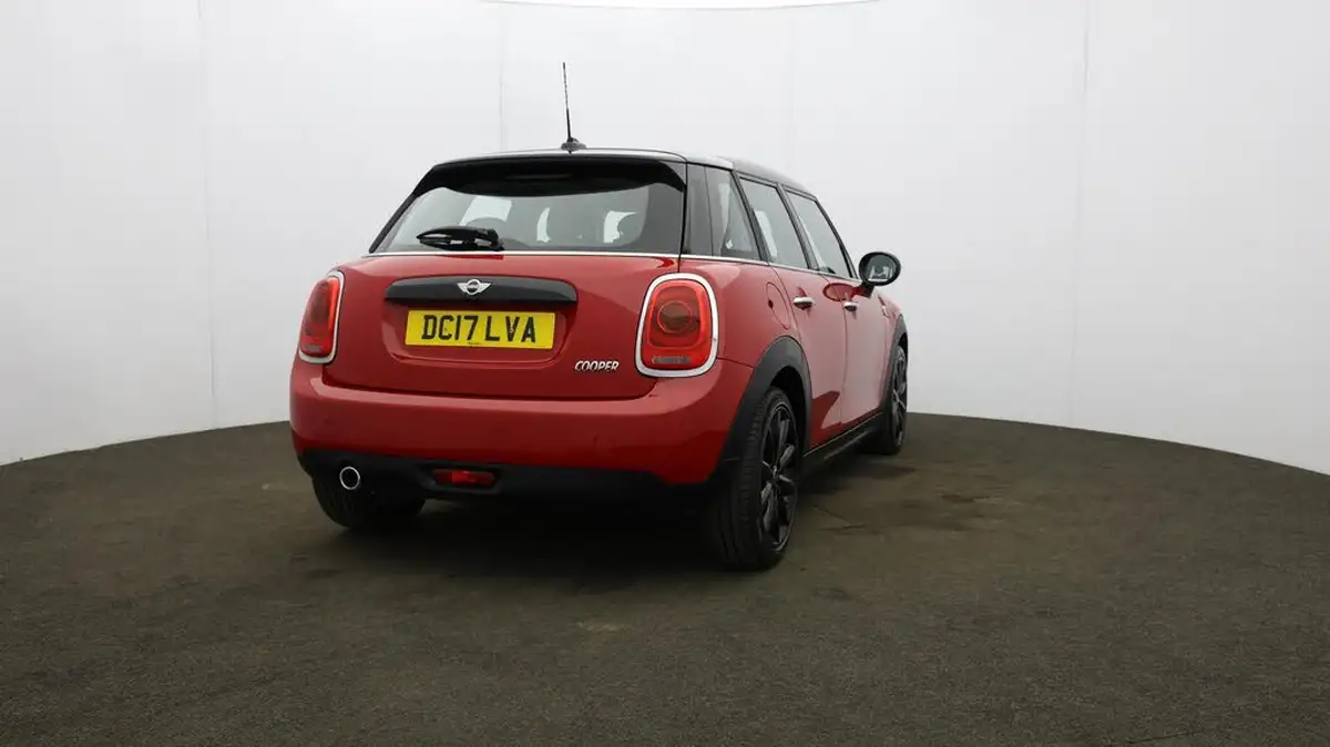 2017-mini-cooper-15-cooper-ss-hatchback-5d-big-53