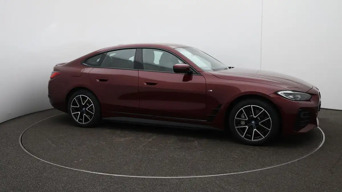 2022-bmw-i4-e-edrive40-m-sport-big-48