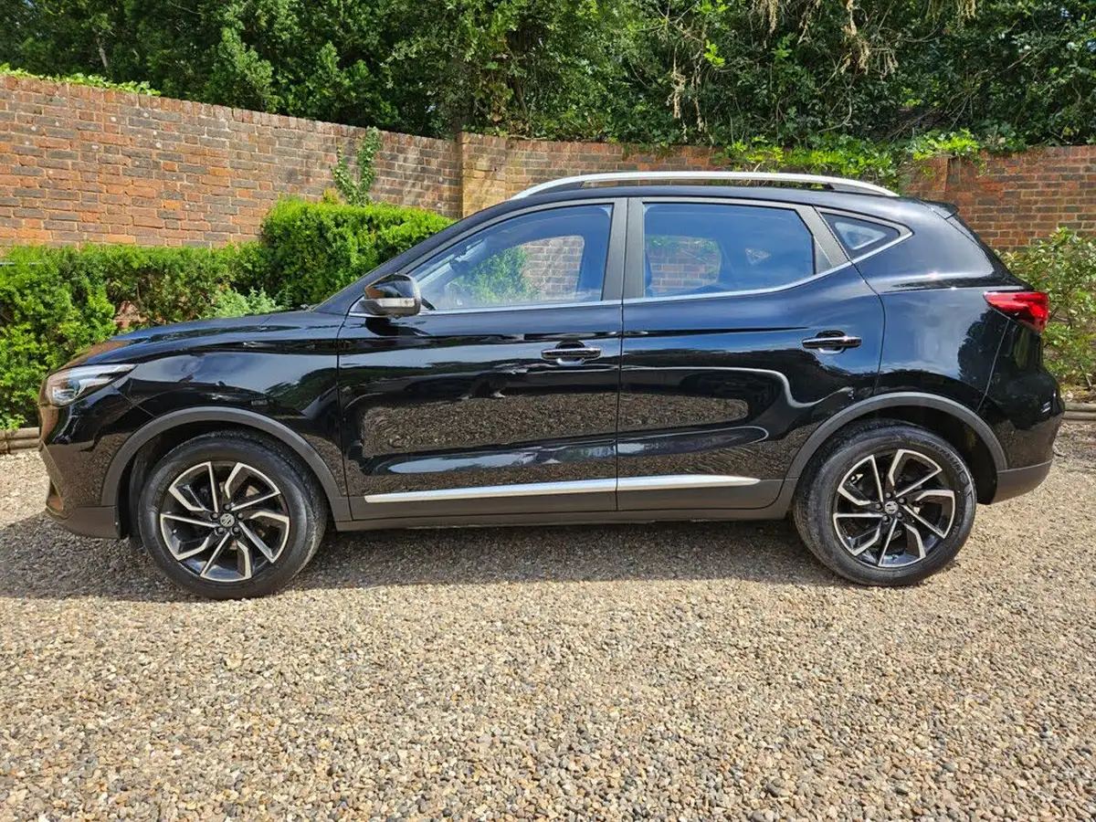 2021-mg-zs-suv-15-vti-tech-exclusive-big-29