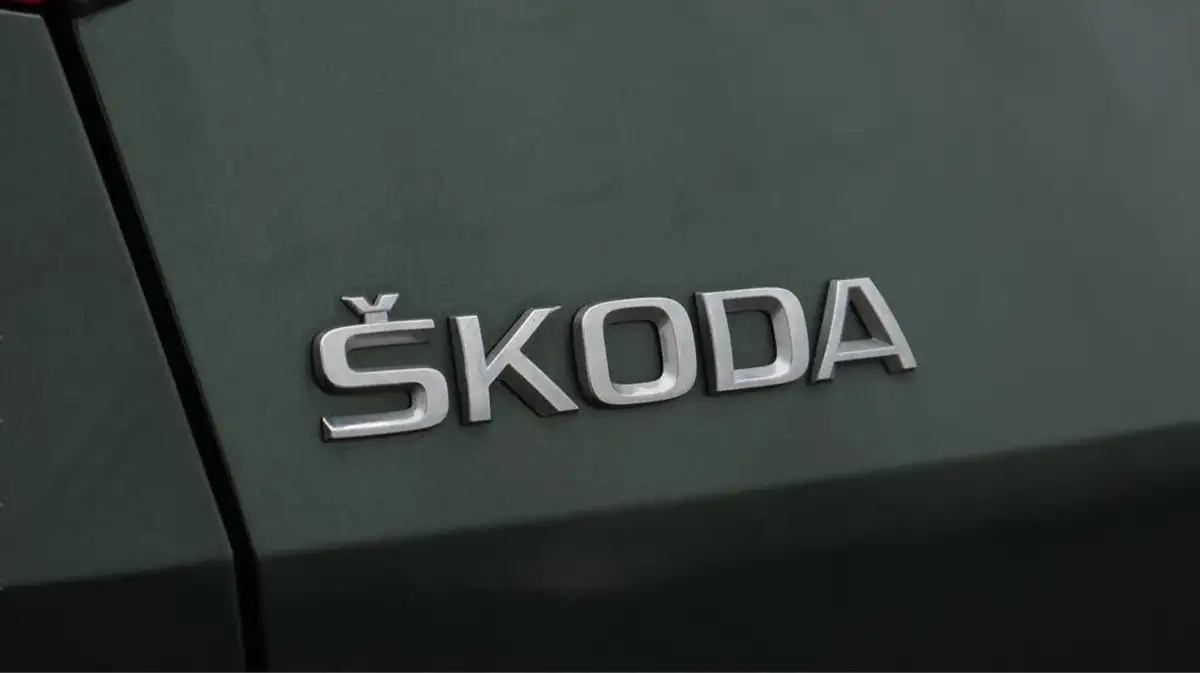 2019-skoda-karoq-15-tsi-se-l-dsg-big-21