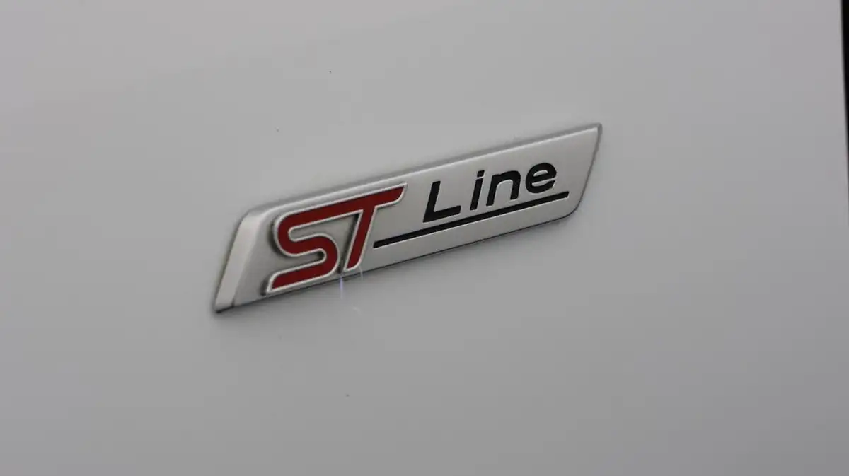 2021-ford-kuga-15-st-line-x-edition-big-21