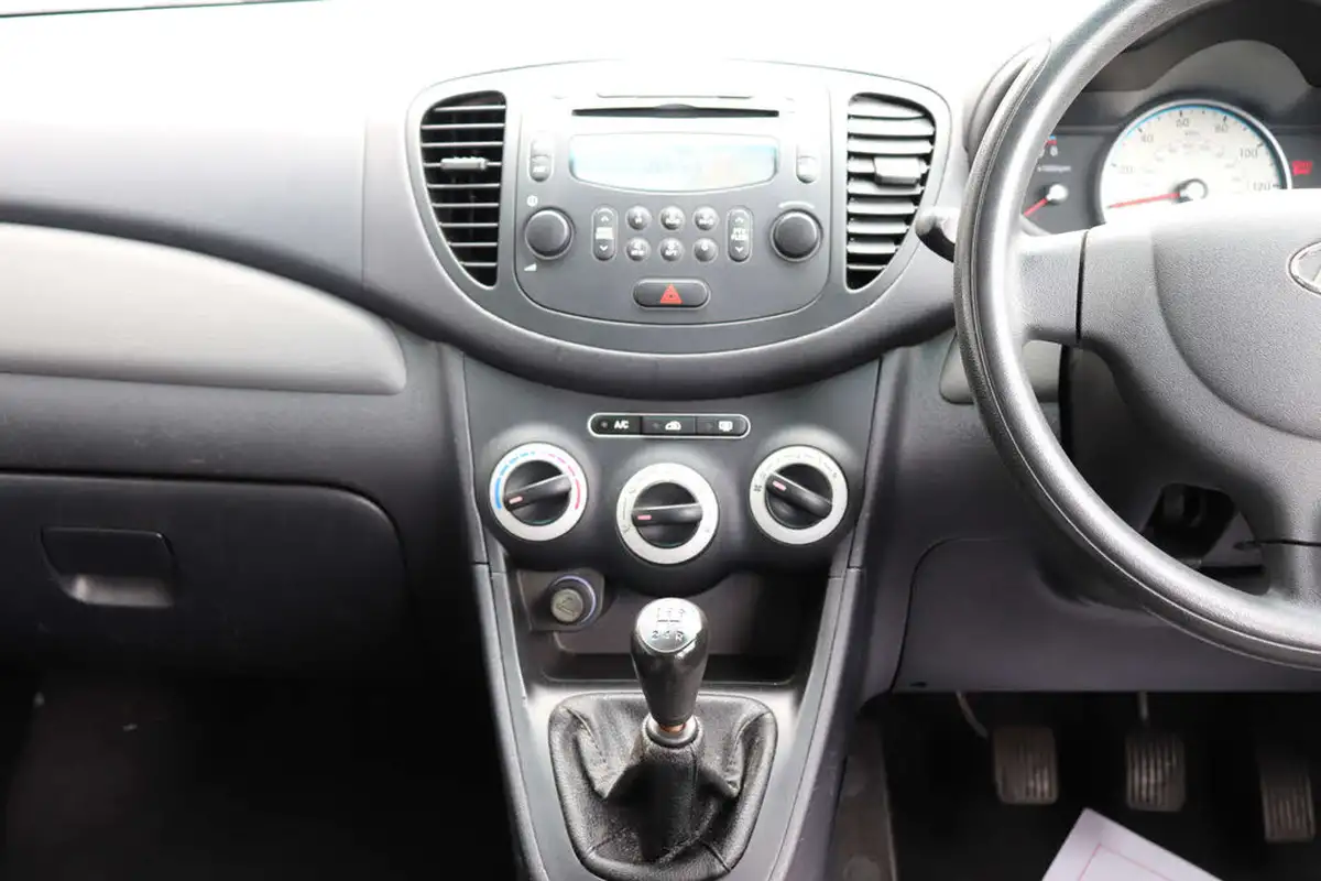 2009-hyundai-i10-12-classic-big-12