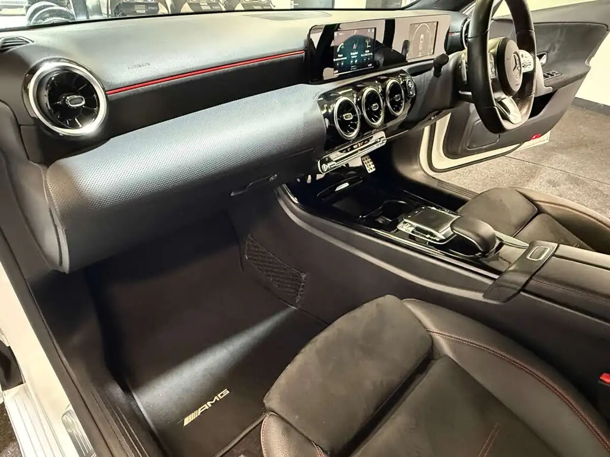 2019-mercedes-benz-a-class-20d-a200d-amg-line-hatchback-5d-big-46