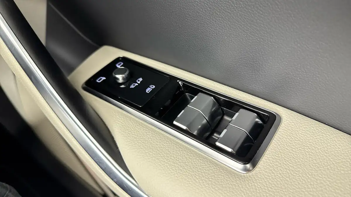 2021-jaguar-f-pace-20-d165-r-dynamic-s-mhev-big-21