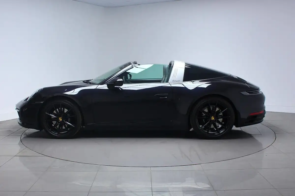 2023-porsche-911-30-targa-4s-pdk-big-7