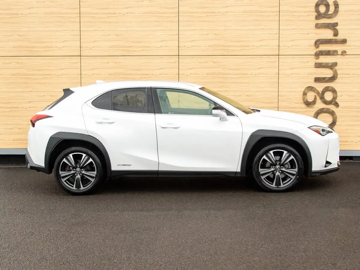 2020-lexus-ux-250h-20-ux-premium-pack-with-navigation-big-11