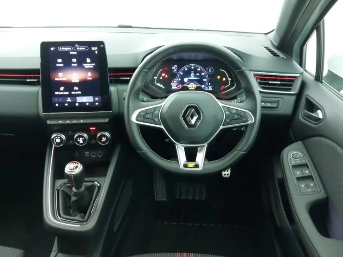2021-renault-clio-10-tce-rs-line-90ps-big-6
