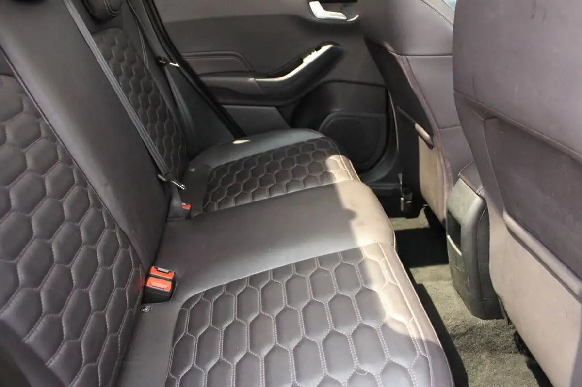 2019-ford-fiesta-10t-vignale-100ps-5d-auto-big-23