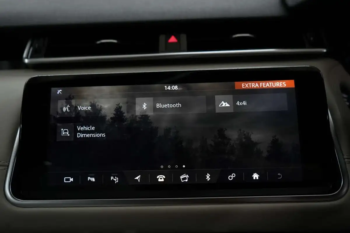 2019-land-rover-range-rover-velar-20-d240-r-dynamic-hse-big-39