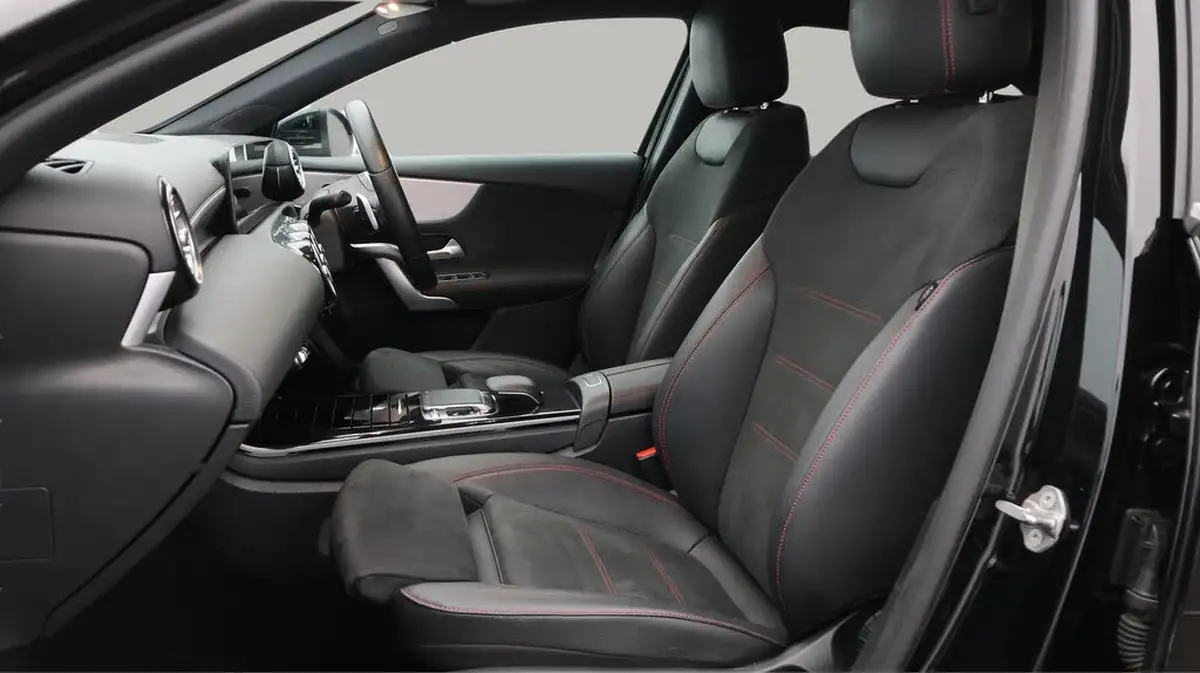 2020-mercedes-benz-a-class-20d-a200d-amg-line-premium-saloon-4d-big-14