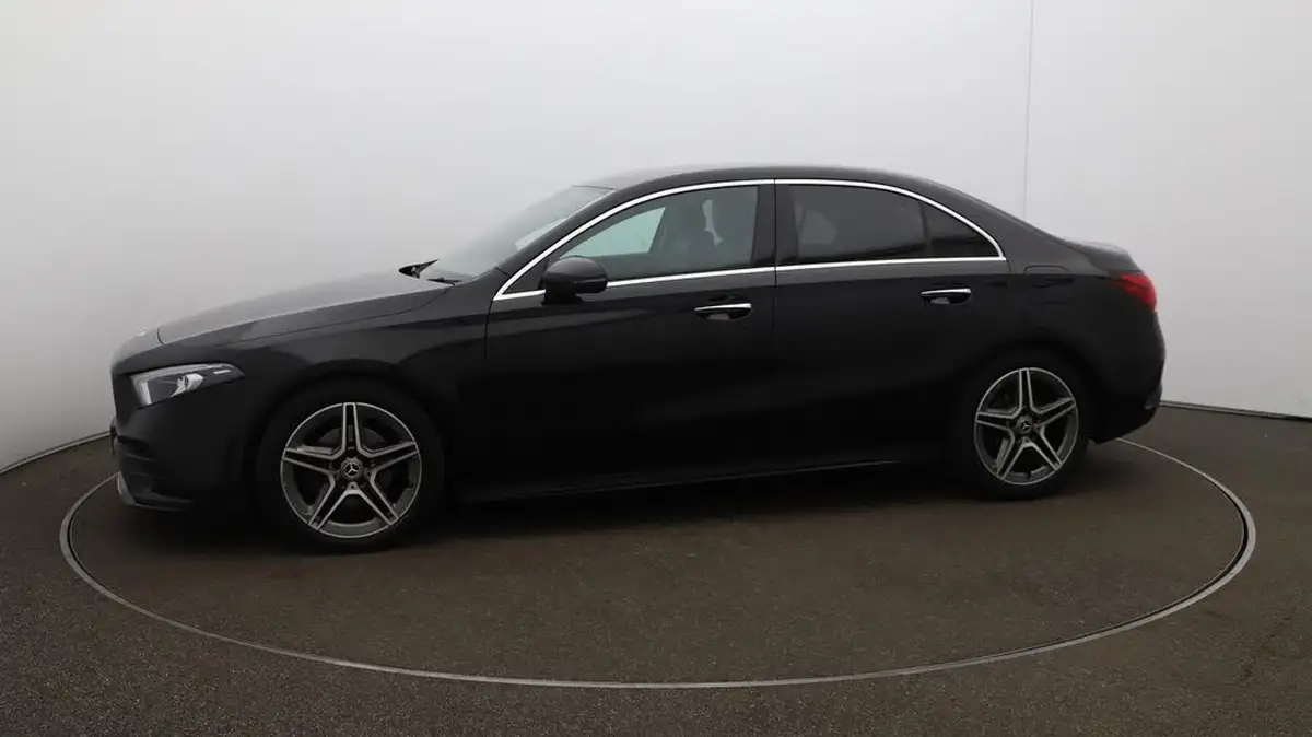 2020-mercedes-benz-a-class-20d-a200d-amg-line-premium-saloon-4d-big-66