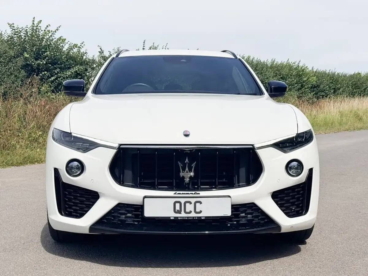 2020-maserati-levante-30-gransport-big-2