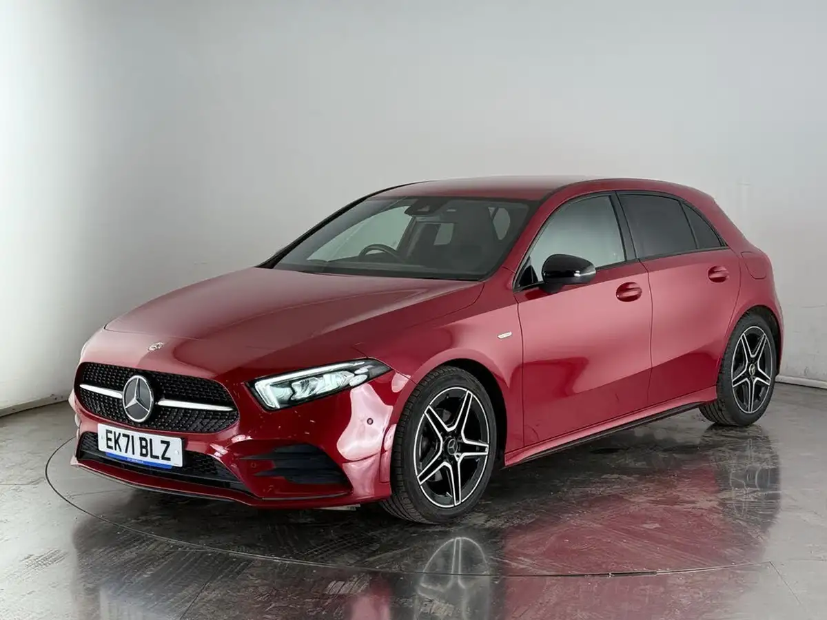 2021-mercedes-benz-a-class-13-a180-amg-line-executive-edition-hatchback-5d-7g-dct-big-3